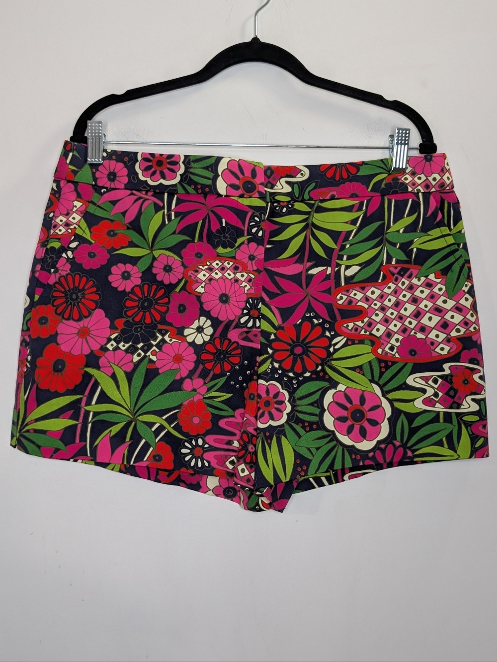 Trina Turk Corbin 2 Floral Shorts NWT Size 12 Bright Tropical Print - Picture 2 of 8